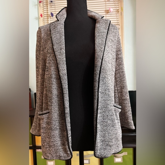 Textured Knit Blazer. Machine wash. Rayon, spandex, polyester. Nonstretch liner - Picture 7 of 11